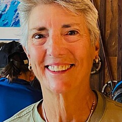Mary E Mackey