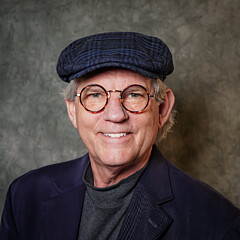 Dale R Carlson