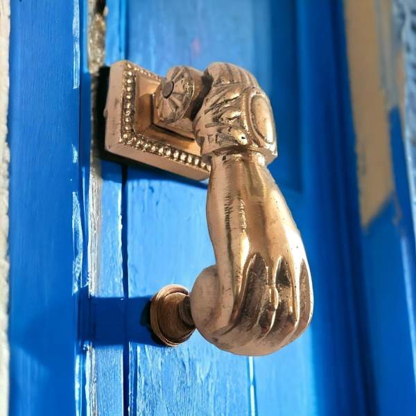 Door Knockers - One image - Color