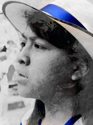 SELECTIVE COLOR with ONLY the color BLUE